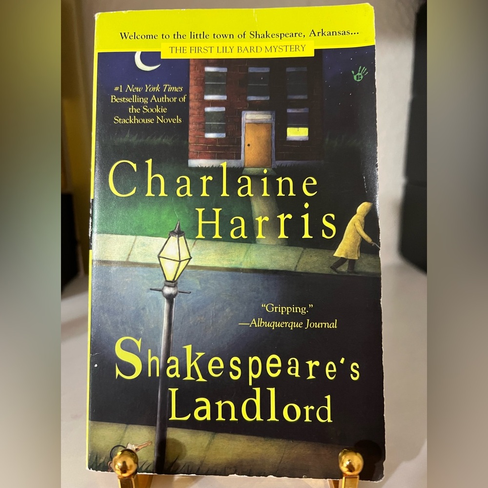 Shakespeare's Landlord by Charlaine Harris